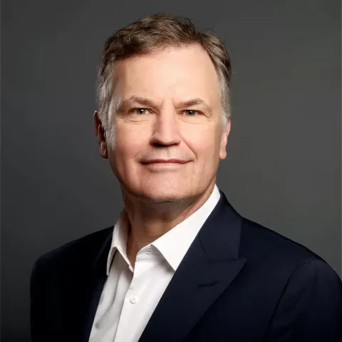 Dr.