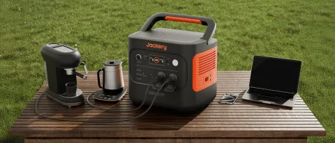 Jackery Explore 2000v2